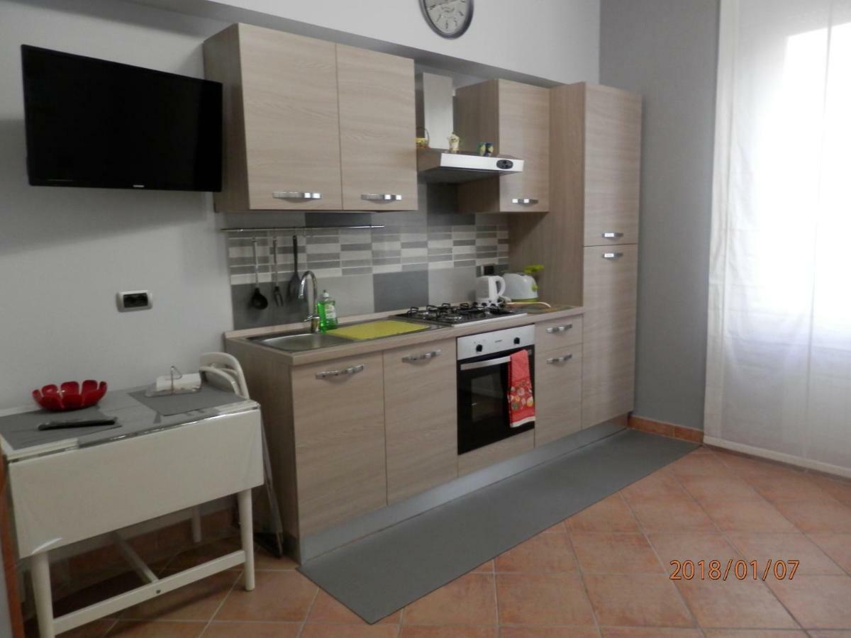Casa Via Dei Fiorentini Наполи Екстериор снимка
