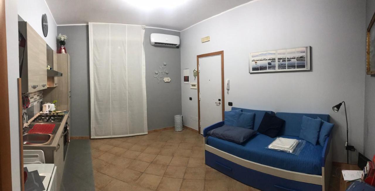 Casa Via Dei Fiorentini Наполи Екстериор снимка