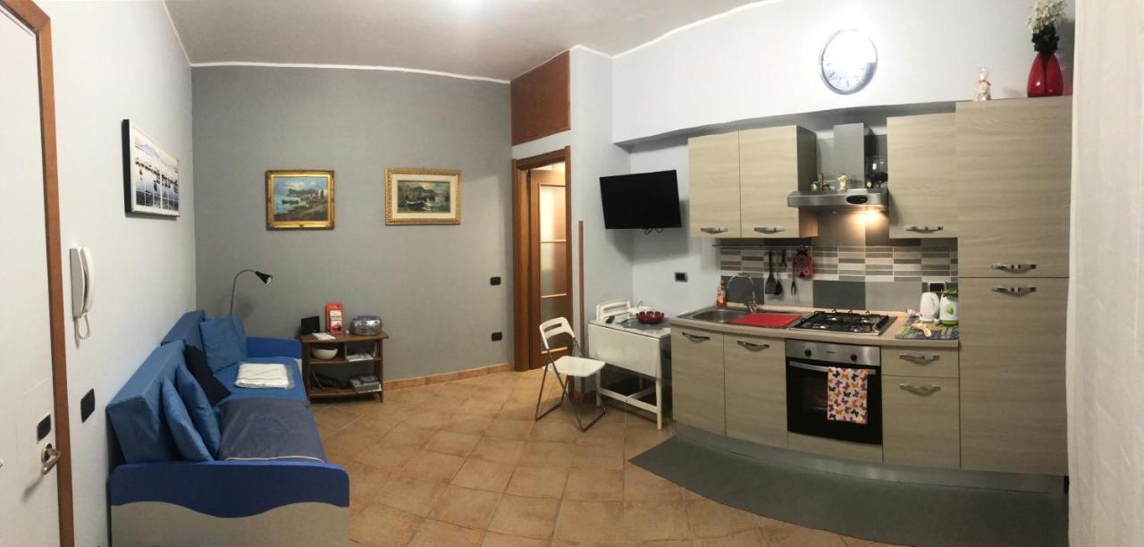 Casa Via Dei Fiorentini Наполи Екстериор снимка